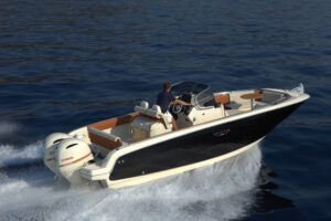 Invictus 270FX for sale