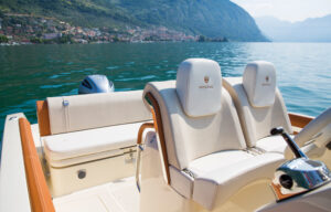 Invictus 270FX for sale