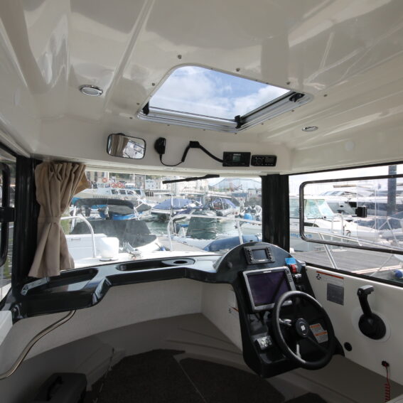 Quicksilver 605 PilotHouse for Sale in Devon - Cabin 1