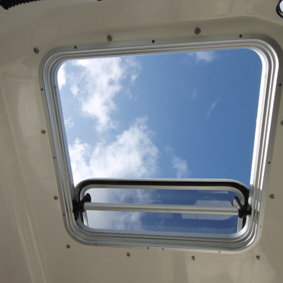 Quicksilver 605 PilotHouse for Sale in Devon - Opening Roof Hatch