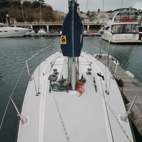 Colgate 26 Sailboat Learn to Sail First Sail Boat for Sale