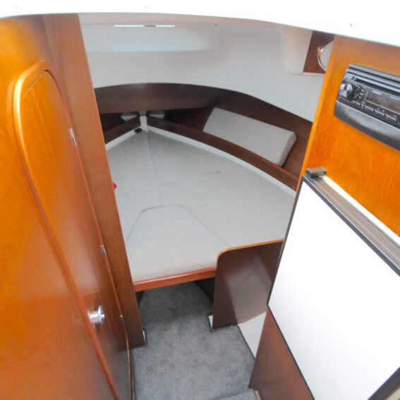 Beneteau Antares 760 for Sale Cabin