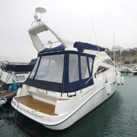 Sealine F34 for Sale Exterior