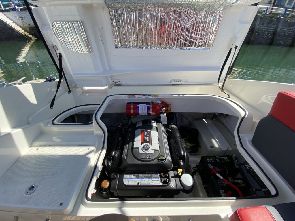 Bayliner 742R Cuddy Cabin for Sale in Torquay Devon UK ...