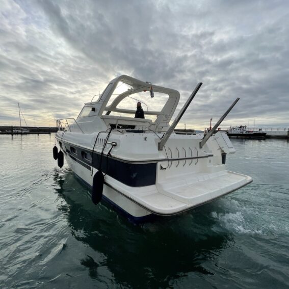 Sealine 365 Sportsbridge for Sale in Devon, UK