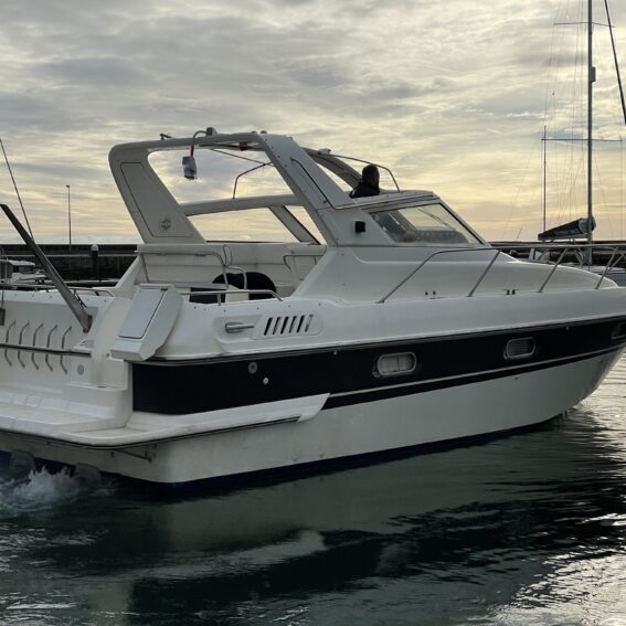 Sealine 365 Sportsbridge for Sale in Devon, UK