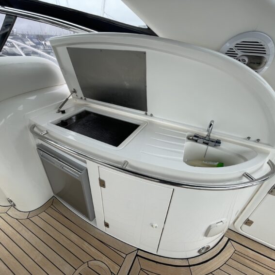 Sunseeker Camargue 44 For Sale in Torquay, Devon, UK