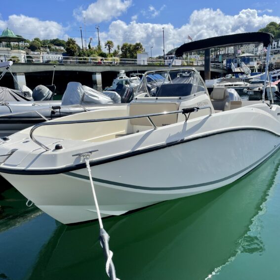 Quicksilver Activ 555 Open for sale in Torquay, Devon, UK