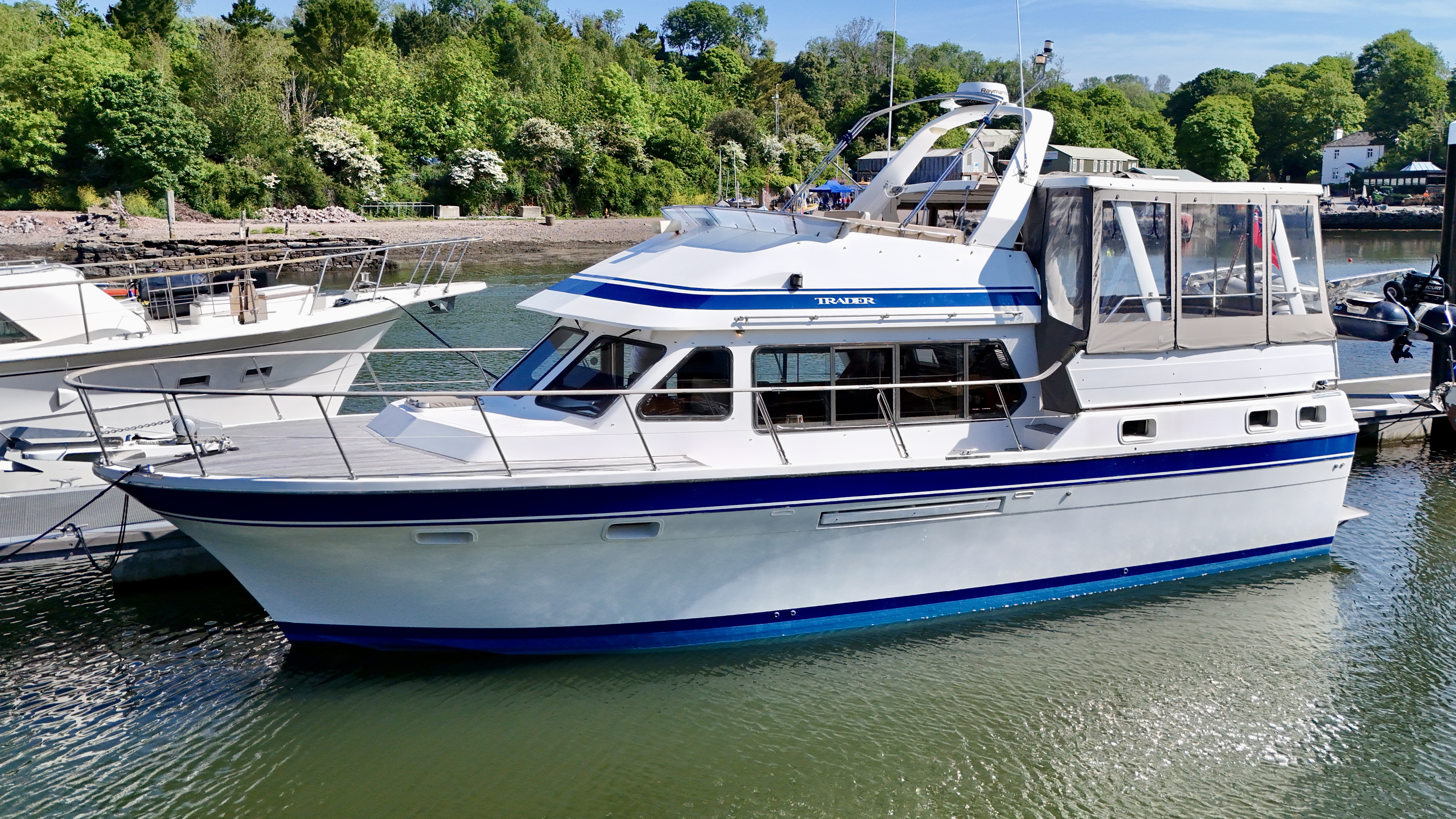 Trader 41 + 2 Sundeck