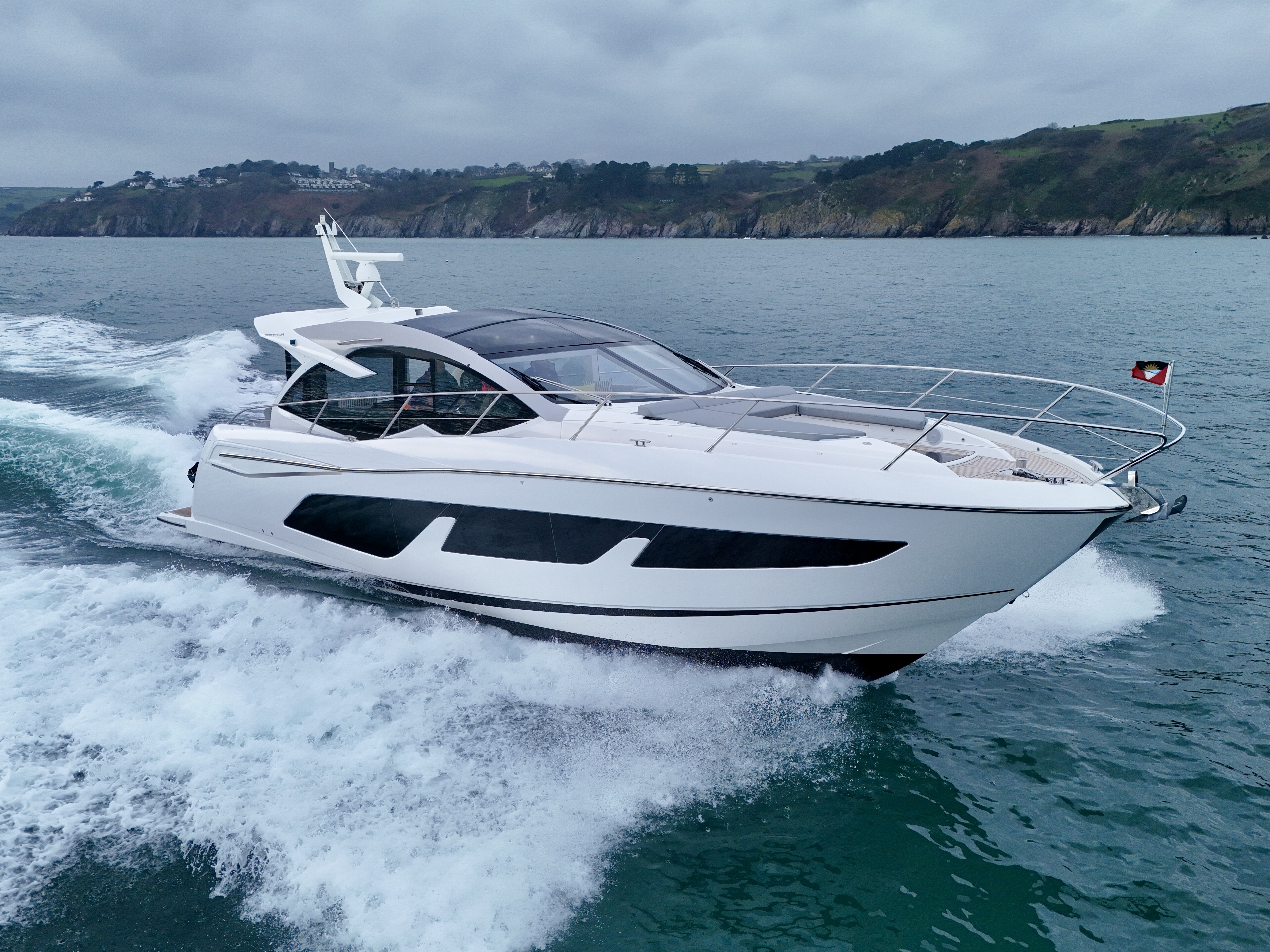 Sunseeker Predator 50